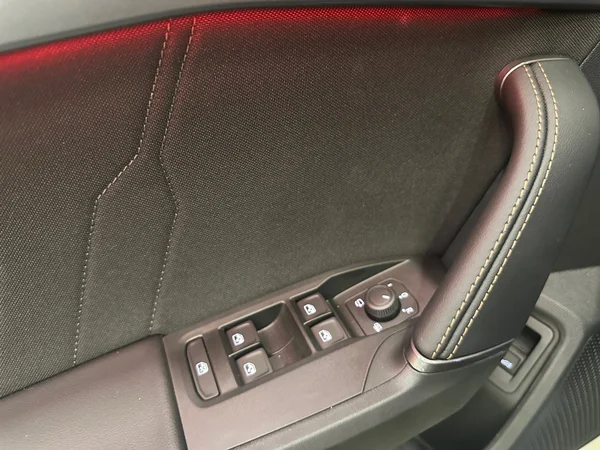 CUPRA Formentor e-Hybrid (PHEV) (2025) — foto 17 van 24