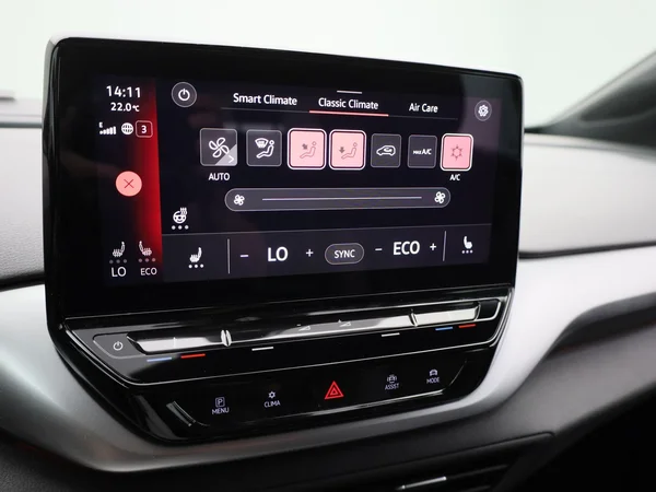 Volkswagen ID.4 (2023) — foto 16 van 41