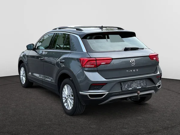 VOLKSWAGEN T-Roc (2020) — foto 14 van 20