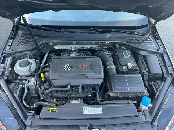 VOLKSWAGEN Golf VII GTI (2019) — foto 20 van 24