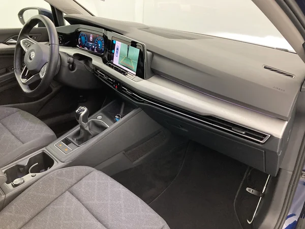 VOLKSWAGEN Golf VIII (2020) — foto 8 van 36