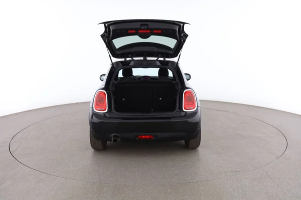 MINI MINI (2018) — foto 7 van 16