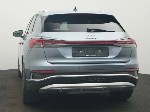 AUDI Q4 e-tron (2025) — foto 15 van 20