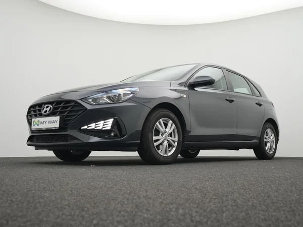 HYUNDAI i30 (2021) — foto 14 van 20
