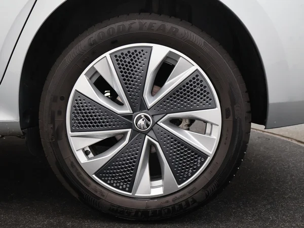 SKODA Kamiq (2024) — foto 14 van 21