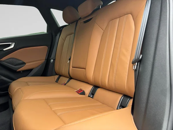 AUDI A5 Avant (2025) — foto 7 van 12