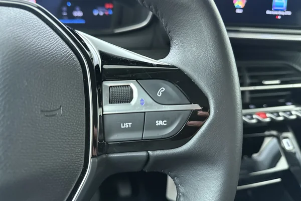 Peugeot 208 (2025) — foto 6 van 16
