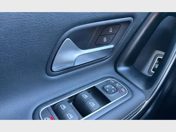 Mercedes-Benz CLA Shooting (2023) — foto 16 van 26