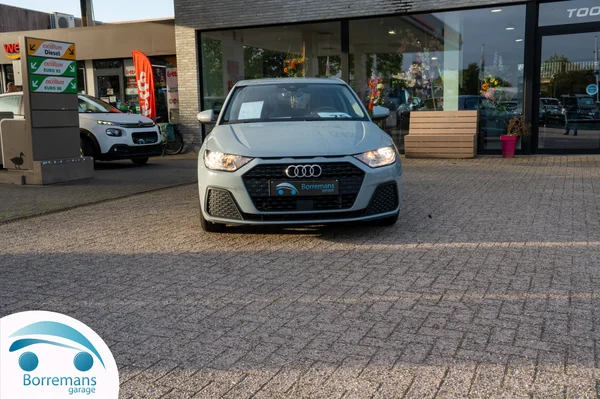 Audi A1 (2024) — foto 20 van 32