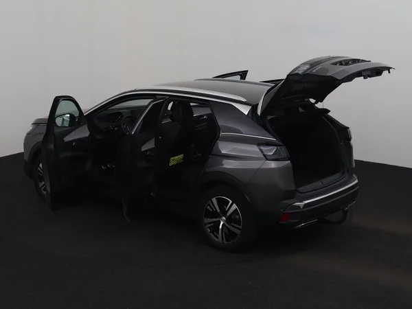 PEUGEOT 3008 (2021) — foto 31 van 32