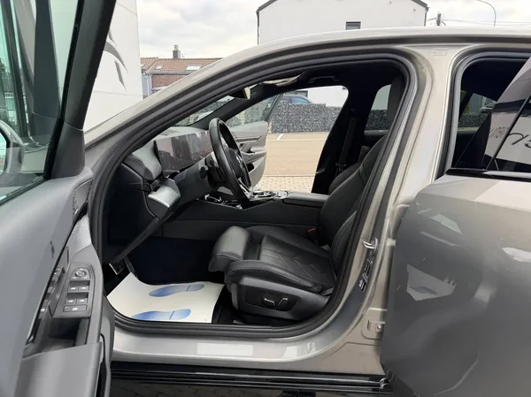 Bmw 520 (2024) — foto 29 van 31