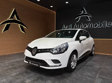 Renault Clio e8cf39fd-e951-4099-8846-96a542dda3c0