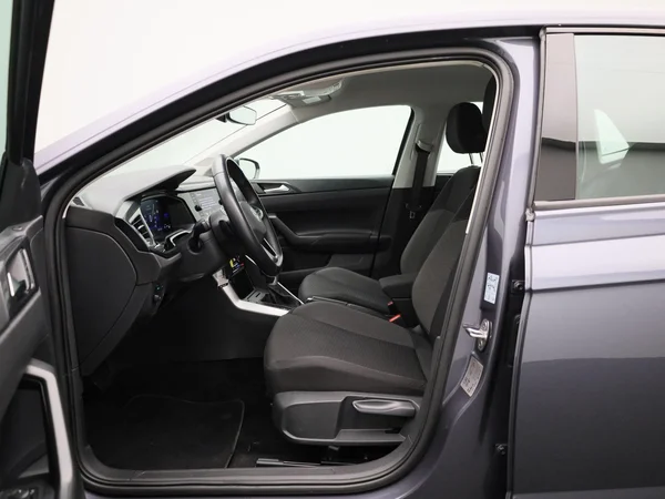 Volkswagen Polo (2023) — foto 3 van 37