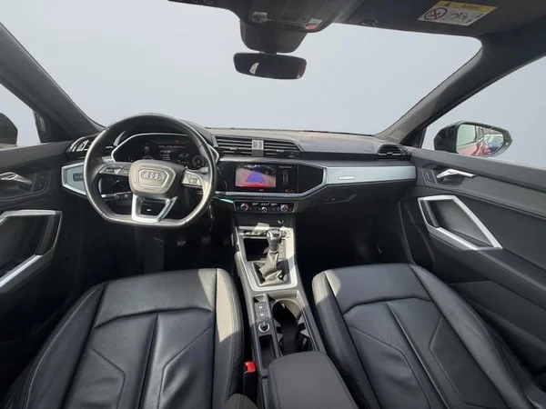 AUDI Q3 Sportback (2022) — foto 2 van 27