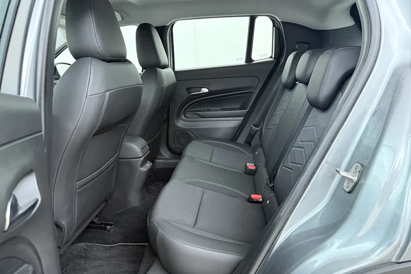 Jeep Avenger (2025) — foto 17 van 18