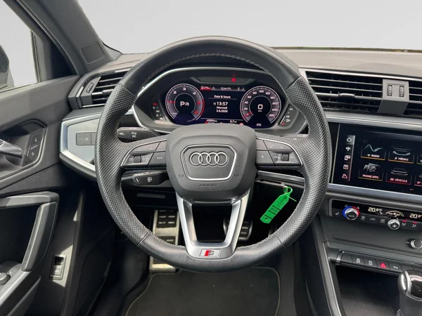 AUDI Q3 Dsl (2021) — foto 4 van 24