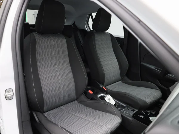 Opel Corsa-e (2022) — foto 29 van 39