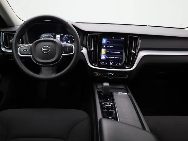 Volvo V60 (2022) — foto 44 van 44