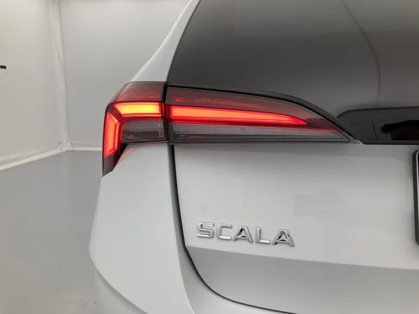 SKODA Scala (2025) — foto 11 van 36