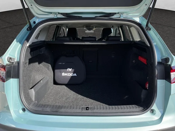 SKODA Enyaq (2023) — foto 20 van 22