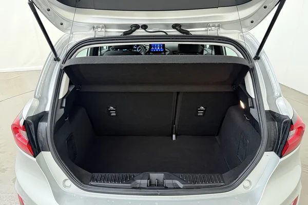 Ford Fiesta (2023) — foto 12 van 16