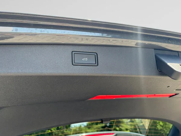 VOLKSWAGEN Tiguan (2026) — foto 10 van 24