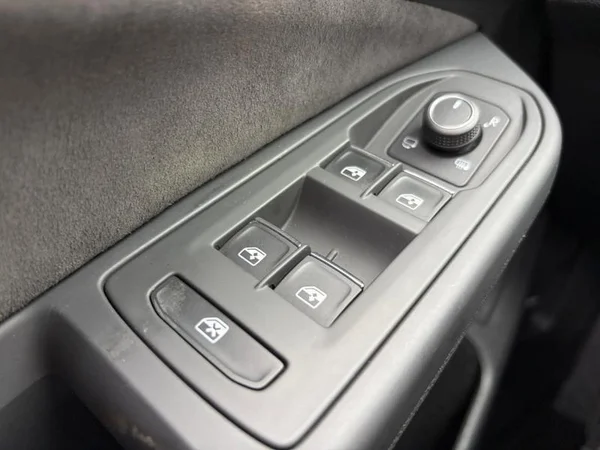 VOLKSWAGEN Golf Variant VIII Dsl (2023) — foto 7 van 28