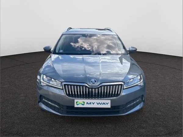SKODA Superb Combi (2024) — foto 5 van 18