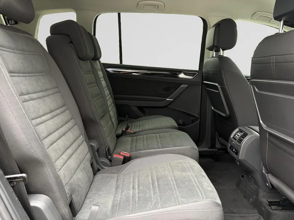 VOLKSWAGEN Touran (2026) — foto 10 van 24