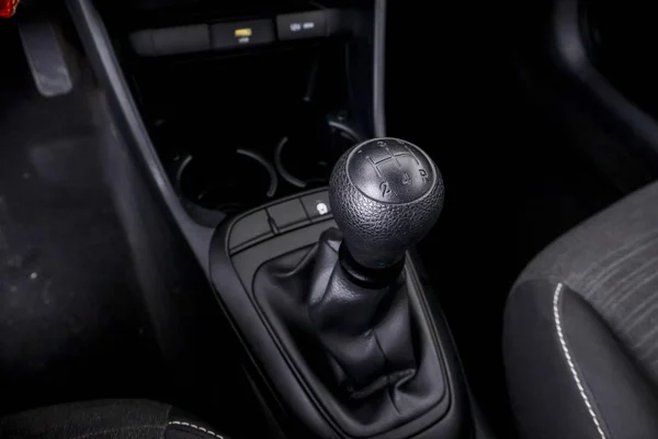 Kia Picanto (2021) — foto 16 van 41