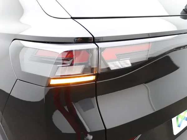 VOLKSWAGEN T-Roc (2025) — foto 18 van 20