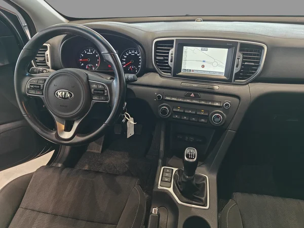 Kia Sportage (2016) — foto 15 van 16