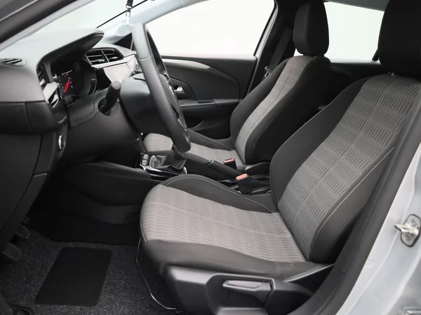 Opel Corsa (2023) — foto 2 van 36