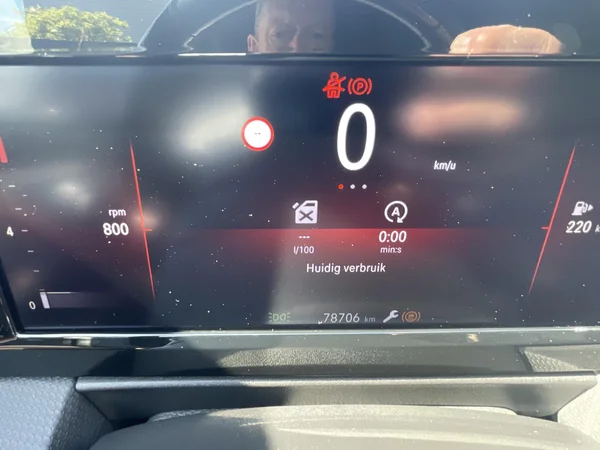 Opel Astra (2022) — foto 10 van 22