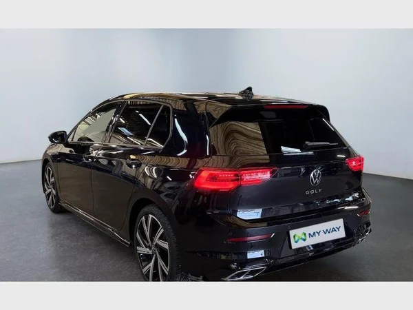 Volkswagen Golf VIII (2021) — foto 26 van 28