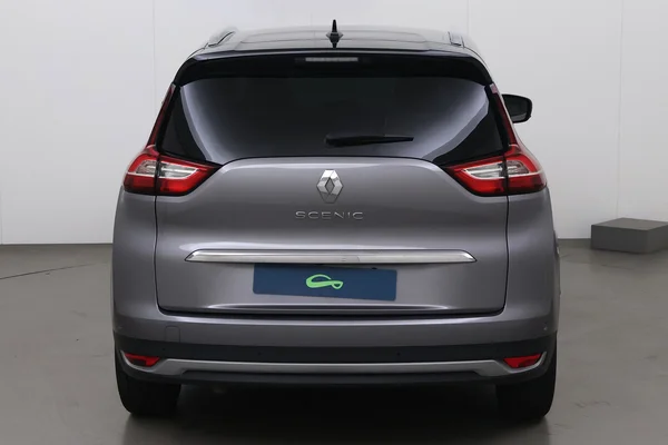 Renault Grand Scenic (2021) — foto 23 van 28