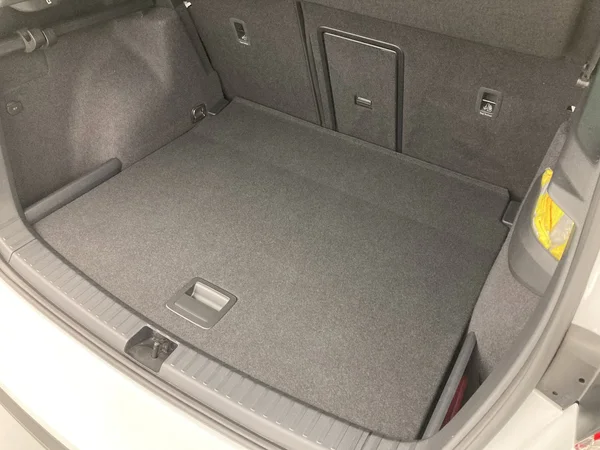 SKODA Karoq (2023) — foto 20 van 36