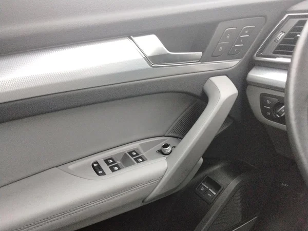 AUDI Q5 PHEV (2023) — foto 7 van 24