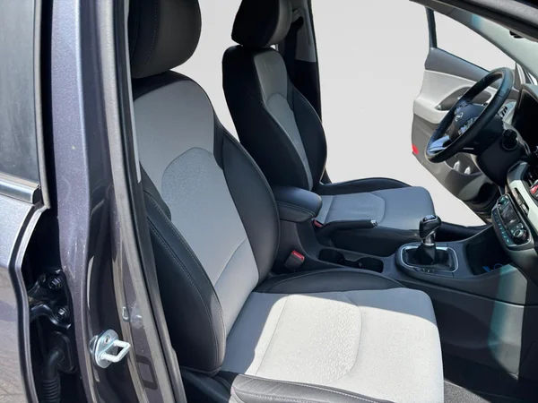 HYUNDAI i30 Fastback (2020) — foto 8 van 24