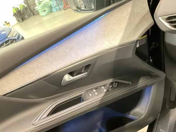 PEUGEOT 5008 (2024) — foto 6 van 23