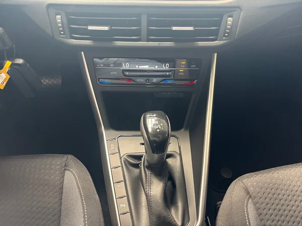 VOLKSWAGEN Polo (2026) — foto 9 van 11