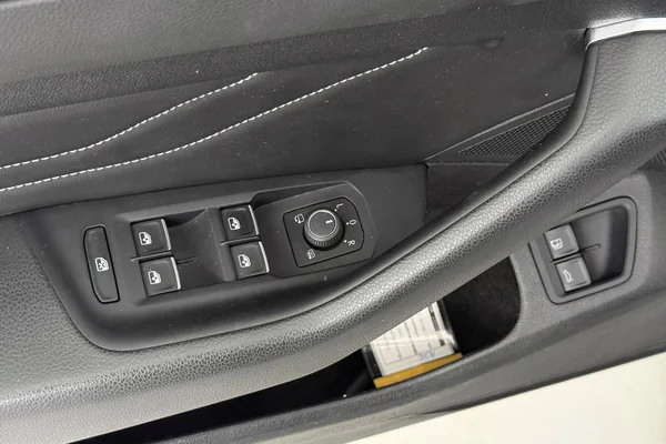Volkswagen Arteon Shooting Brake EHybrid (2022) — foto 2 van 31