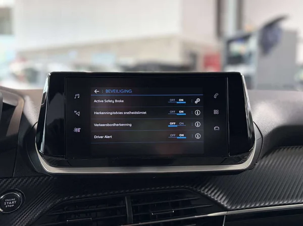 Peugeot 2008 (2022) — foto 5 van 17
