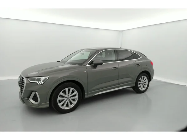 AUDI Q3 Sportback (2020) — foto 8 van 36