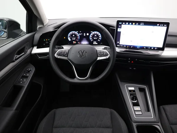 VOLKSWAGEN Golf VIII (2025) — foto 13 van 20