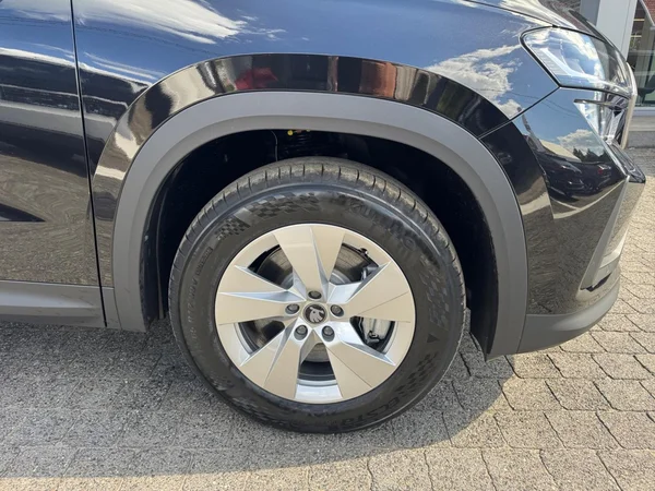 SKODA Kodiaq (2025) — foto 17 van 24
