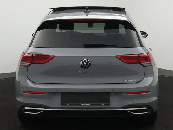 Volkswagen Golf (2024) — foto 24 van 29