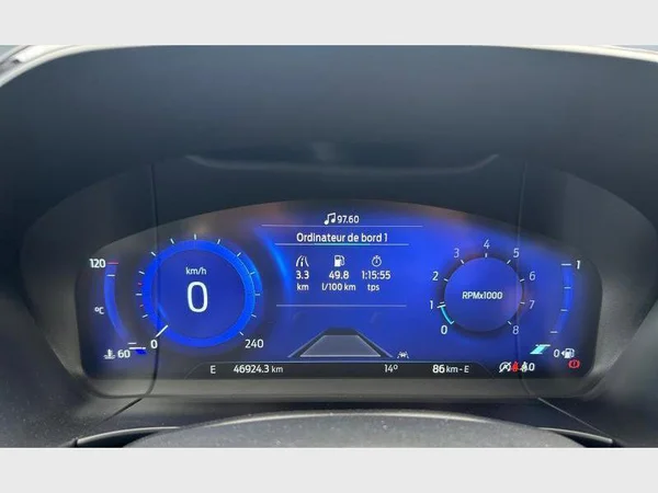 Ford Kuga (2021) — foto 4 van 29
