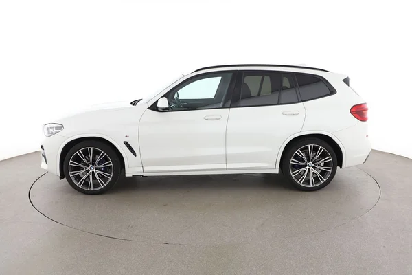 BMW X3 (2018) — foto 9 van 16