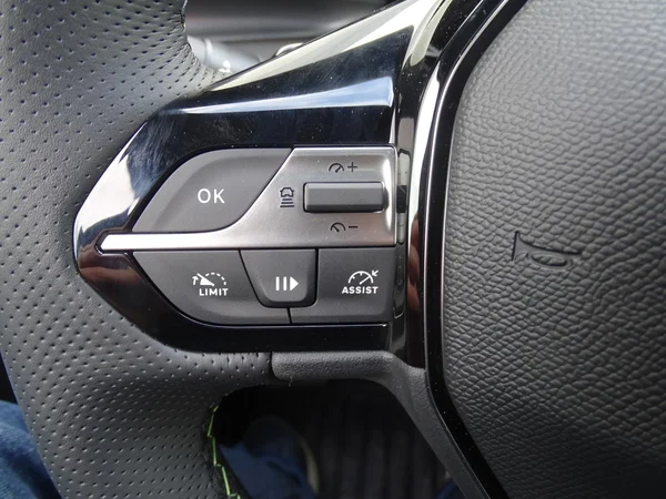 Peugeot 408 (2026) — foto 17 van 32